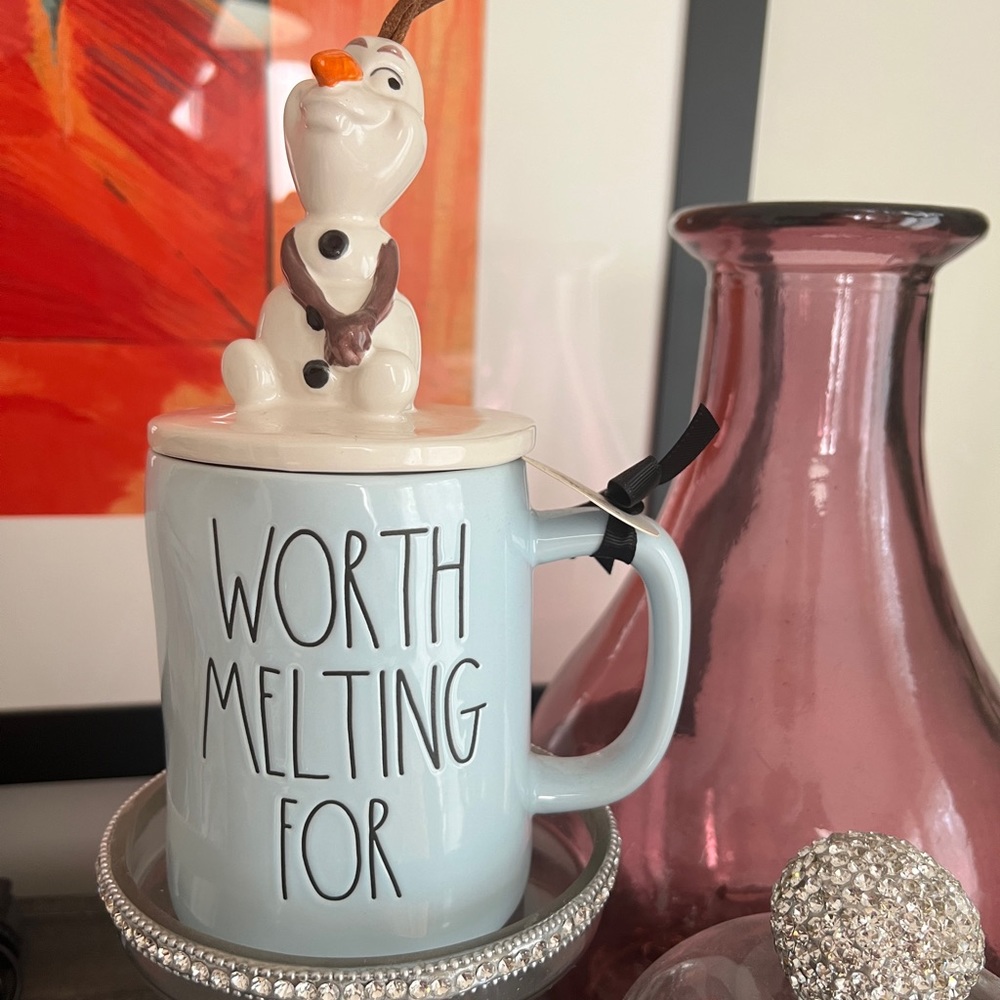 Rae Dunn Disney Frozen Olaf Worth Melting For mug and topper (1st release)